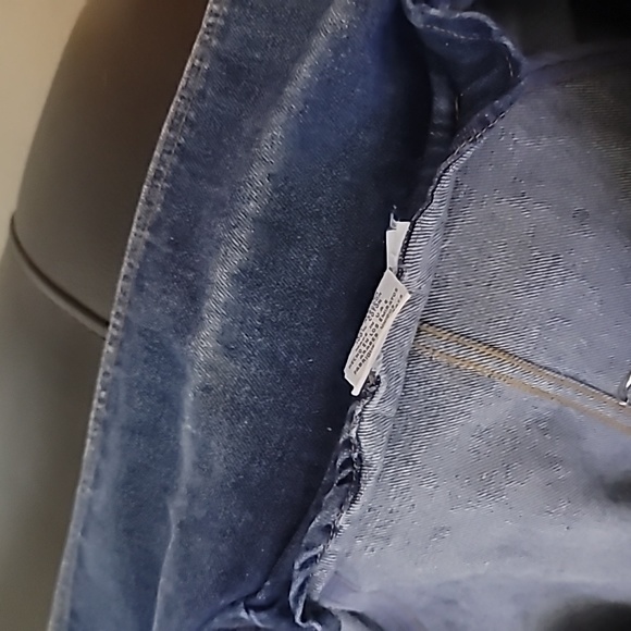 Women's size 10 Jean jacket. - Picture 13 of 13